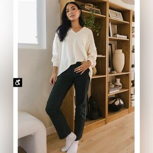 WIDE LEG BLACK JEANS